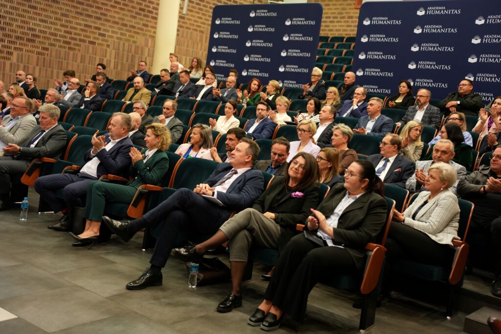 Zdjęcie ze auli ze spotkania RIG  w Akademii Humanitas