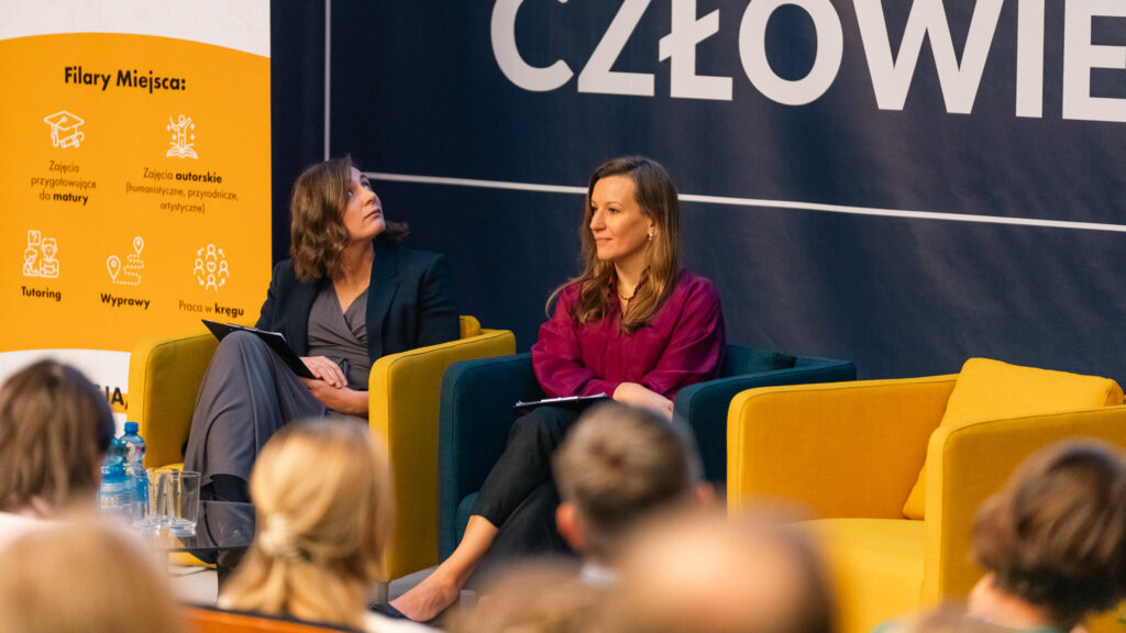 Uczestnicy Konferencji "Dyrektor Liderem"